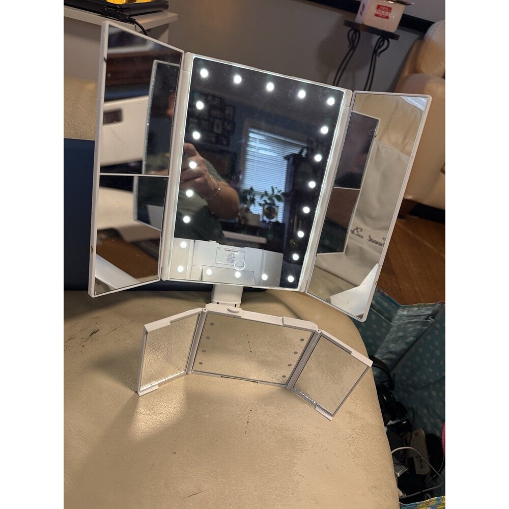 Impressions Tri-Fold Makeup Mirror LED Lights Touch Screen 14.1/8"x9.5" (read)